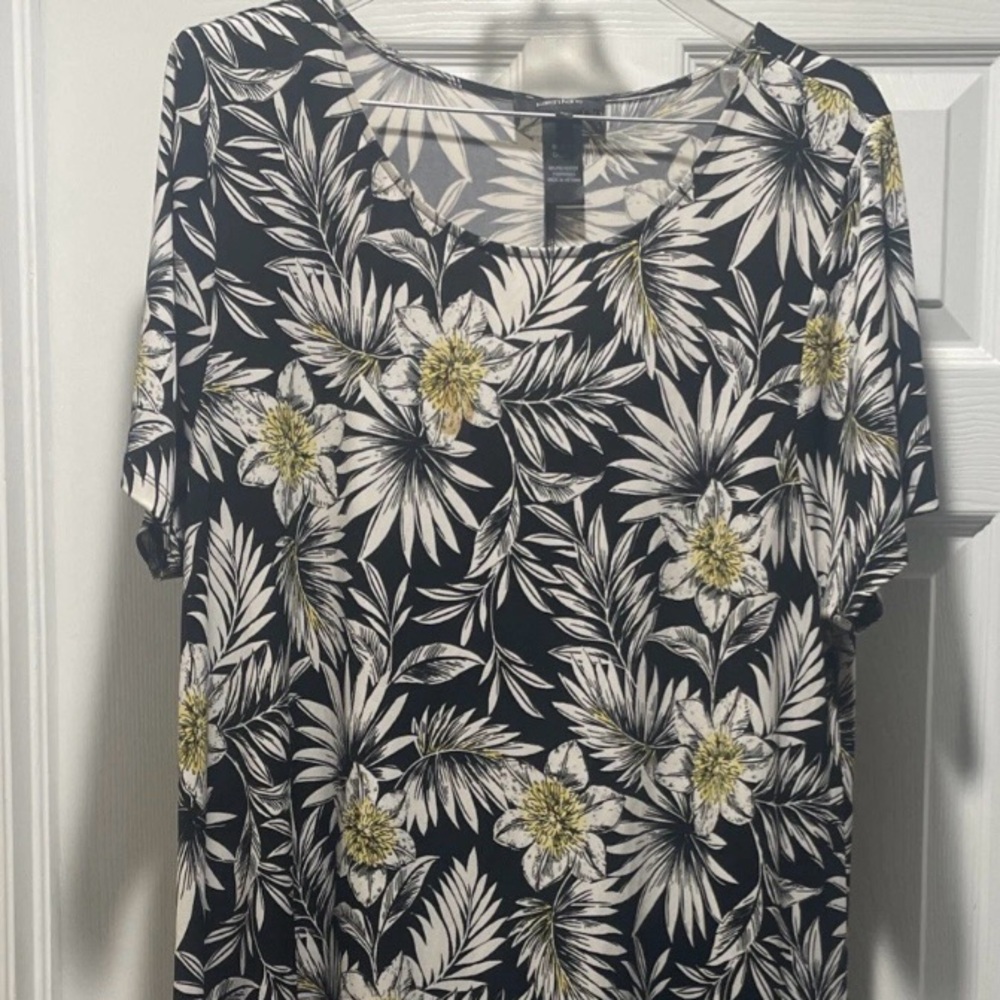 Karen Kane Monochrome Floral Dress